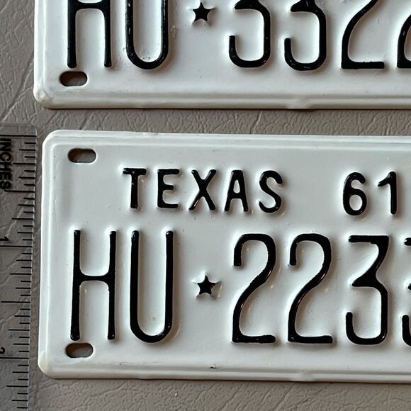 (2) Vintage Cereal Box Bicycle License Plates Texas 1961 - Picture 9 of 9